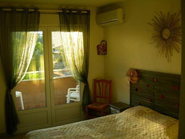 Hotel De La Madeleine Anduze Kültér fotó
